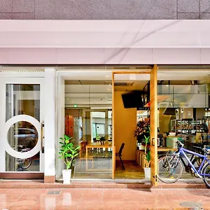 beehive-hostel-osaka.hotels-osaka.net/